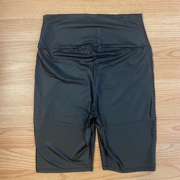 NWT 🏷 FAUX LEATHER High-Waisted Black Biker Shorts Mid Thigh - Picture 8 of 11